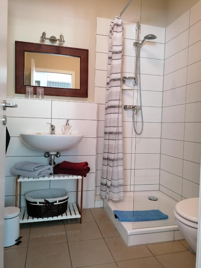 נוירופין Bed&Breakfast Wagner "Im Alten Pfarrhaus" מראה חיצוני תמונה