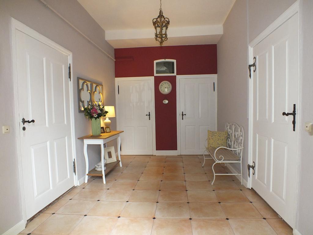 נוירופין Bed&Breakfast Wagner "Im Alten Pfarrhaus" מראה חיצוני תמונה
