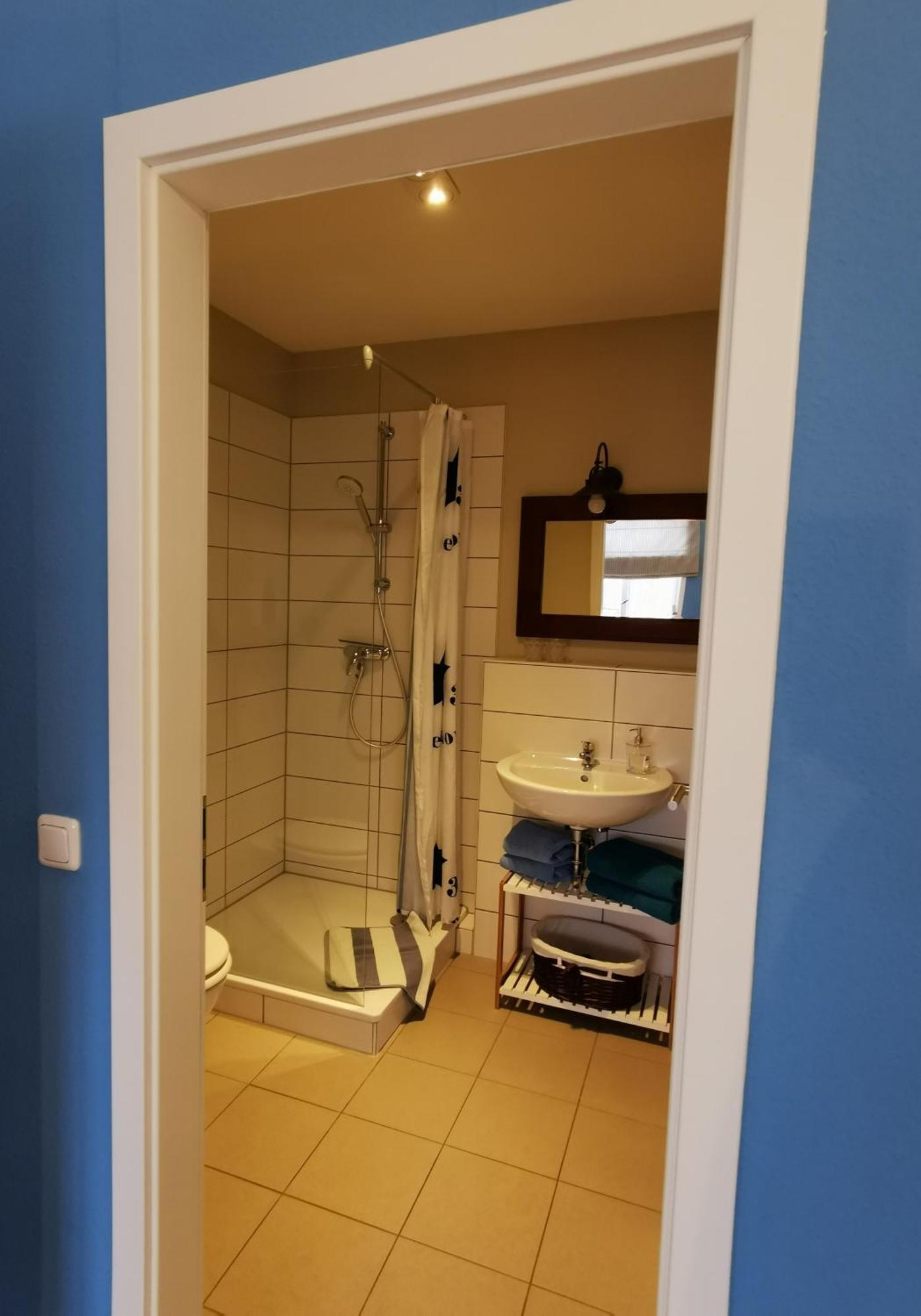 נוירופין Bed&Breakfast Wagner "Im Alten Pfarrhaus" מראה חיצוני תמונה