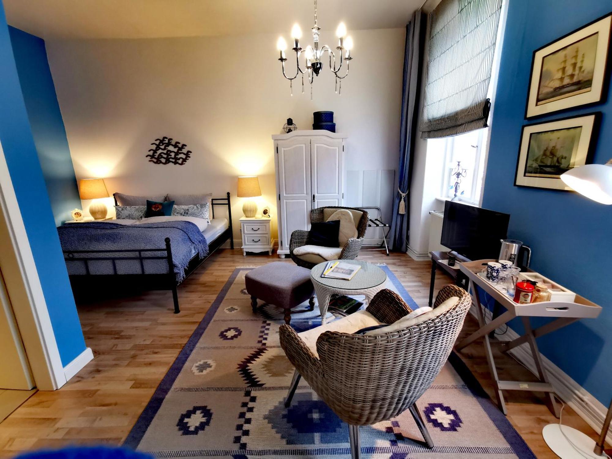 נוירופין Bed&Breakfast Wagner "Im Alten Pfarrhaus" מראה חיצוני תמונה